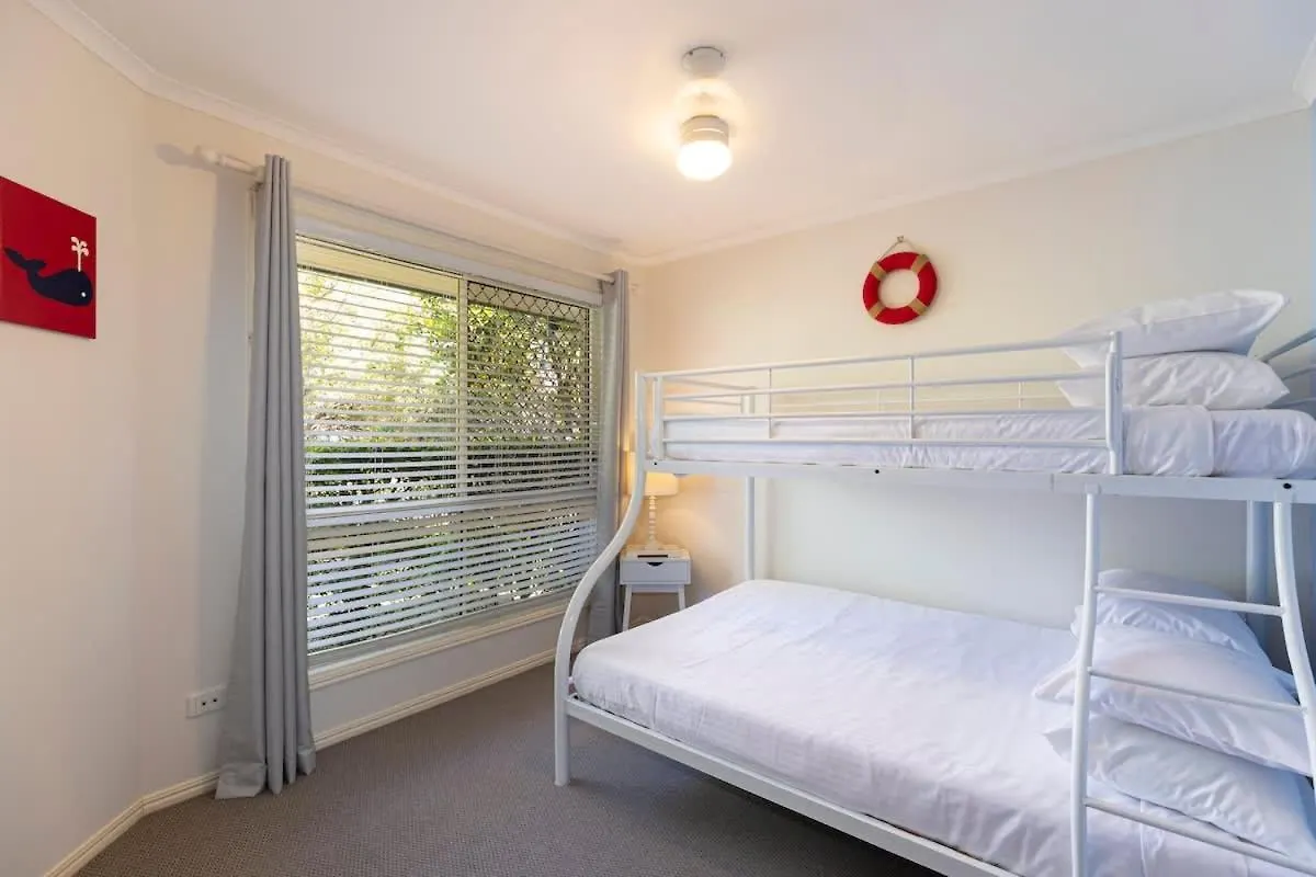 Hidden Gem At Mudjimba - Walk To Cafes & Surf Beach Ausztrália
